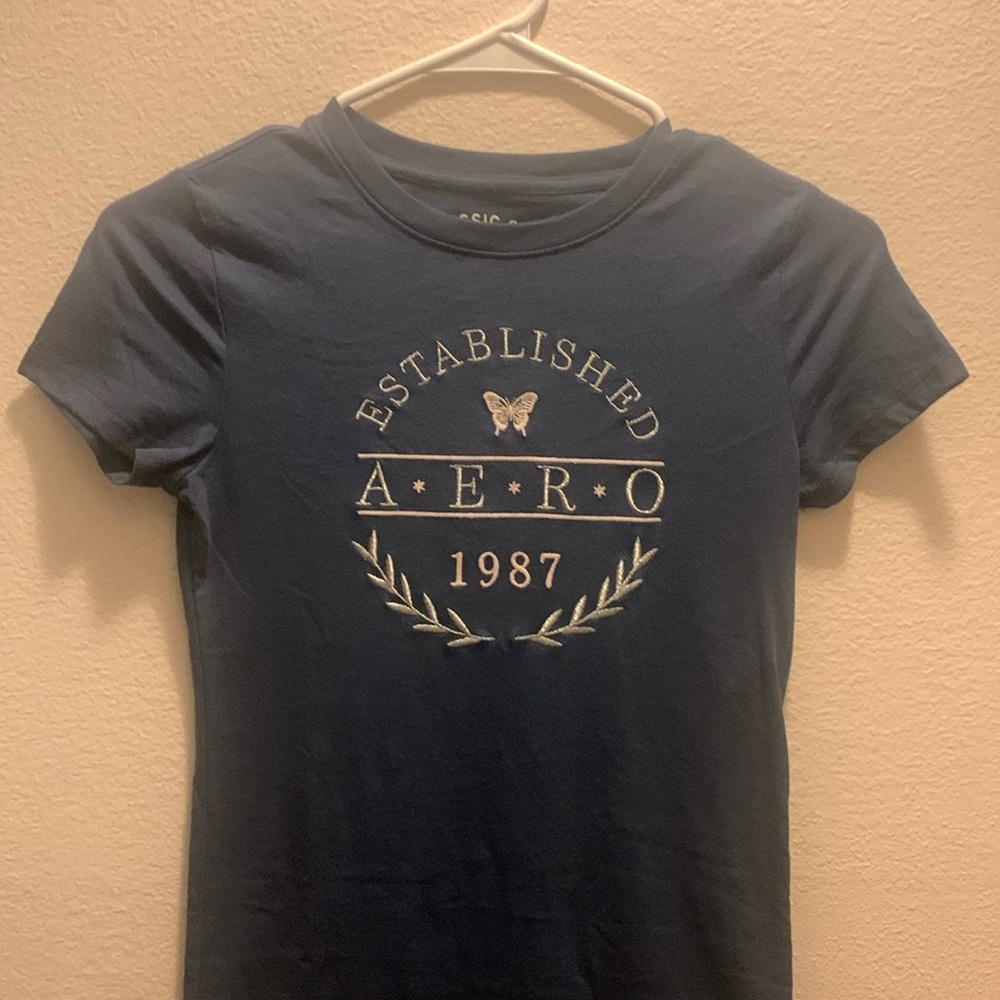 Classic Crew Aeropostale navy blue shirt with design size XS